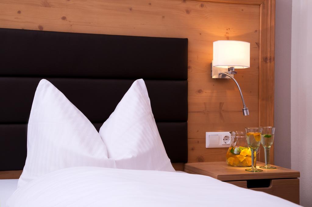 Kur- Und Feriencamping Max 1 Gasthof 4*